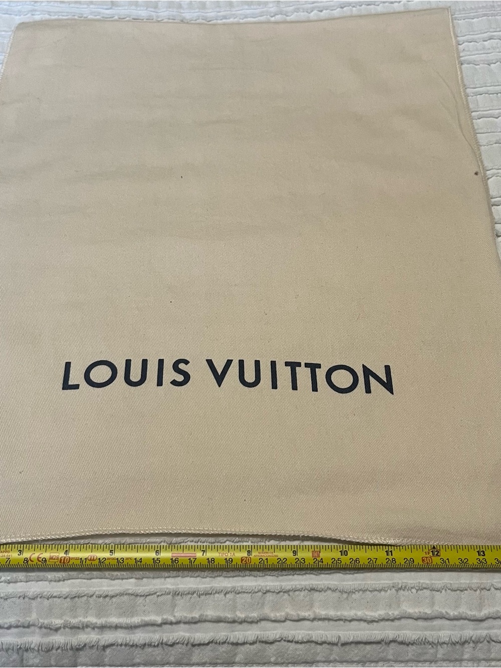 Authentic LV dust bag - Picture 3 of 5